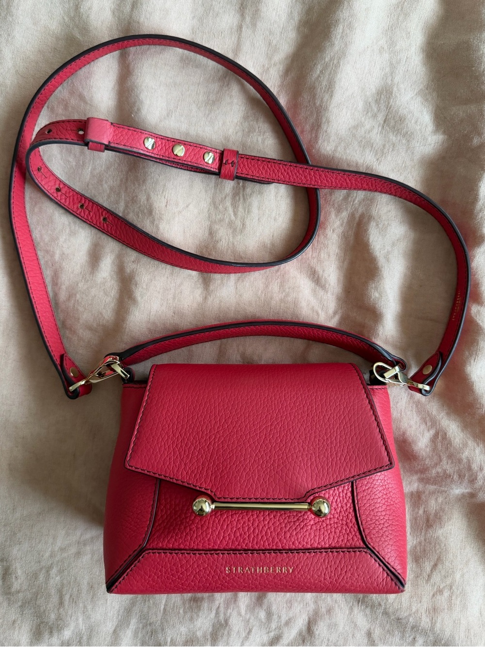 Strathberry Mosaic Nano in Red Raspberry